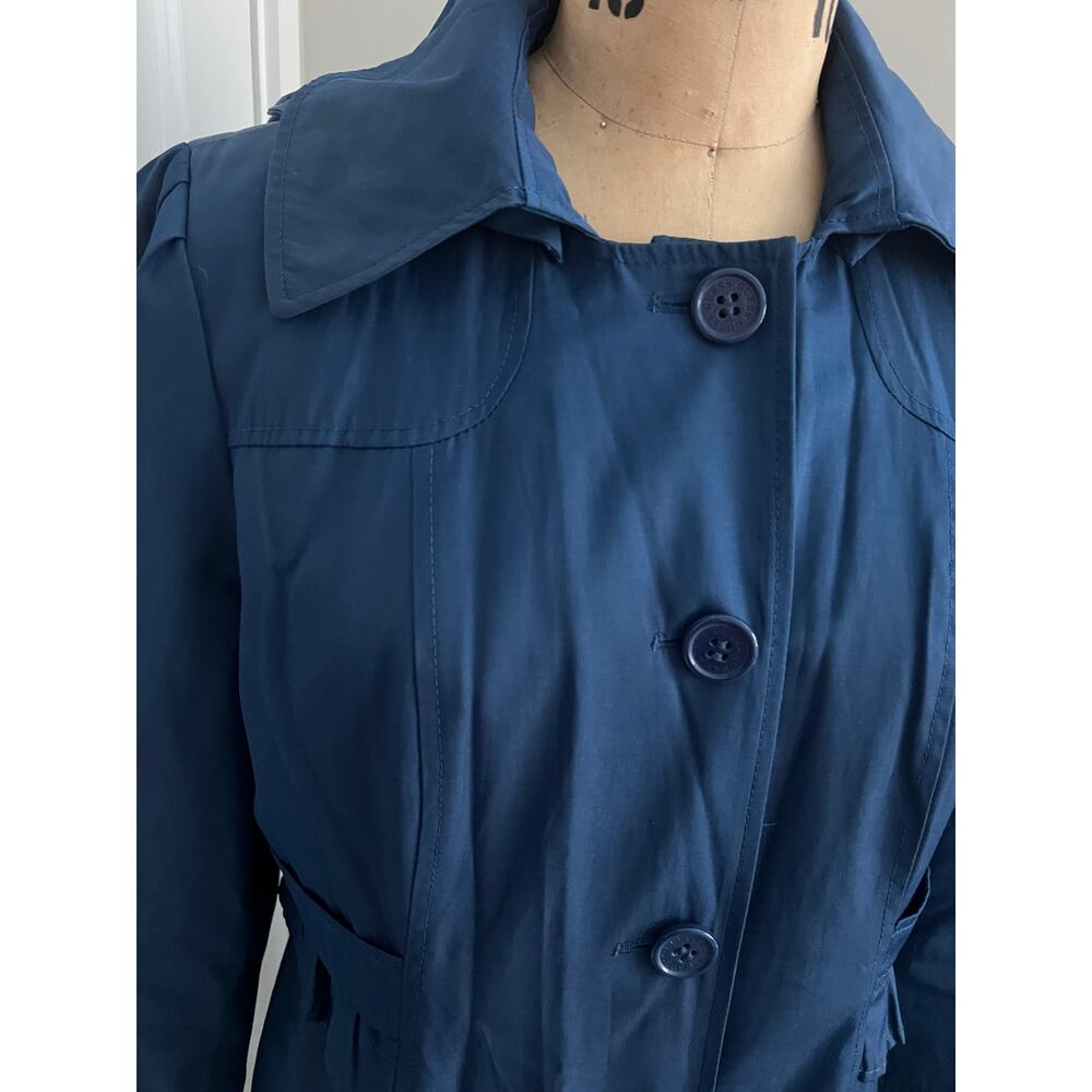 GUESS Women's Raincoat - Size L